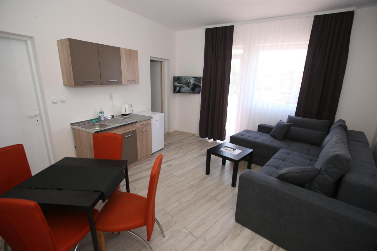 Vurk Inn Paracin Luaran gambar