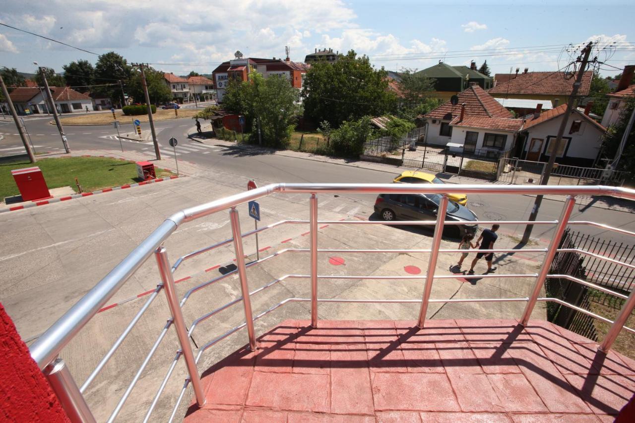 Vurk Inn Paracin Luaran gambar