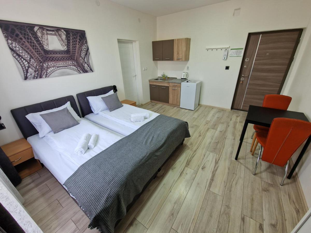 Vurk Inn Paracin Luaran gambar